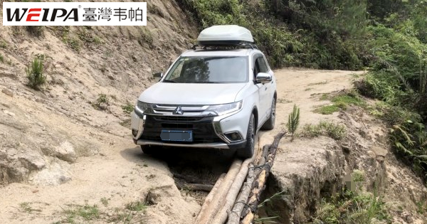 韦帕WEIPA分享开着三菱装上车顶行李箱的自驾游体验
